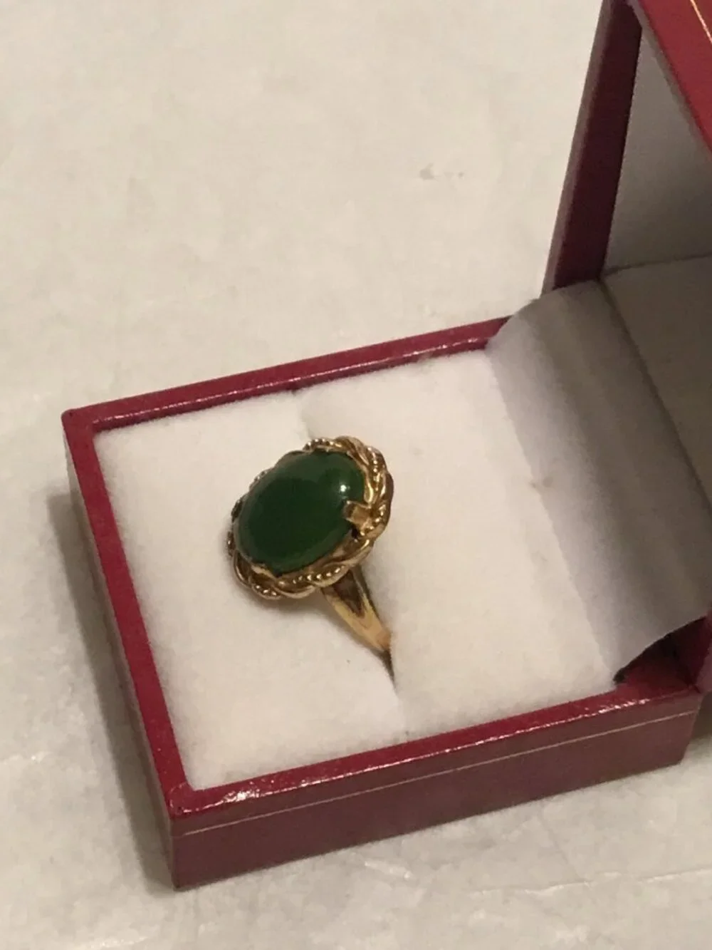 Vintage antique 10K gold filled ring with large oval green stone size 7